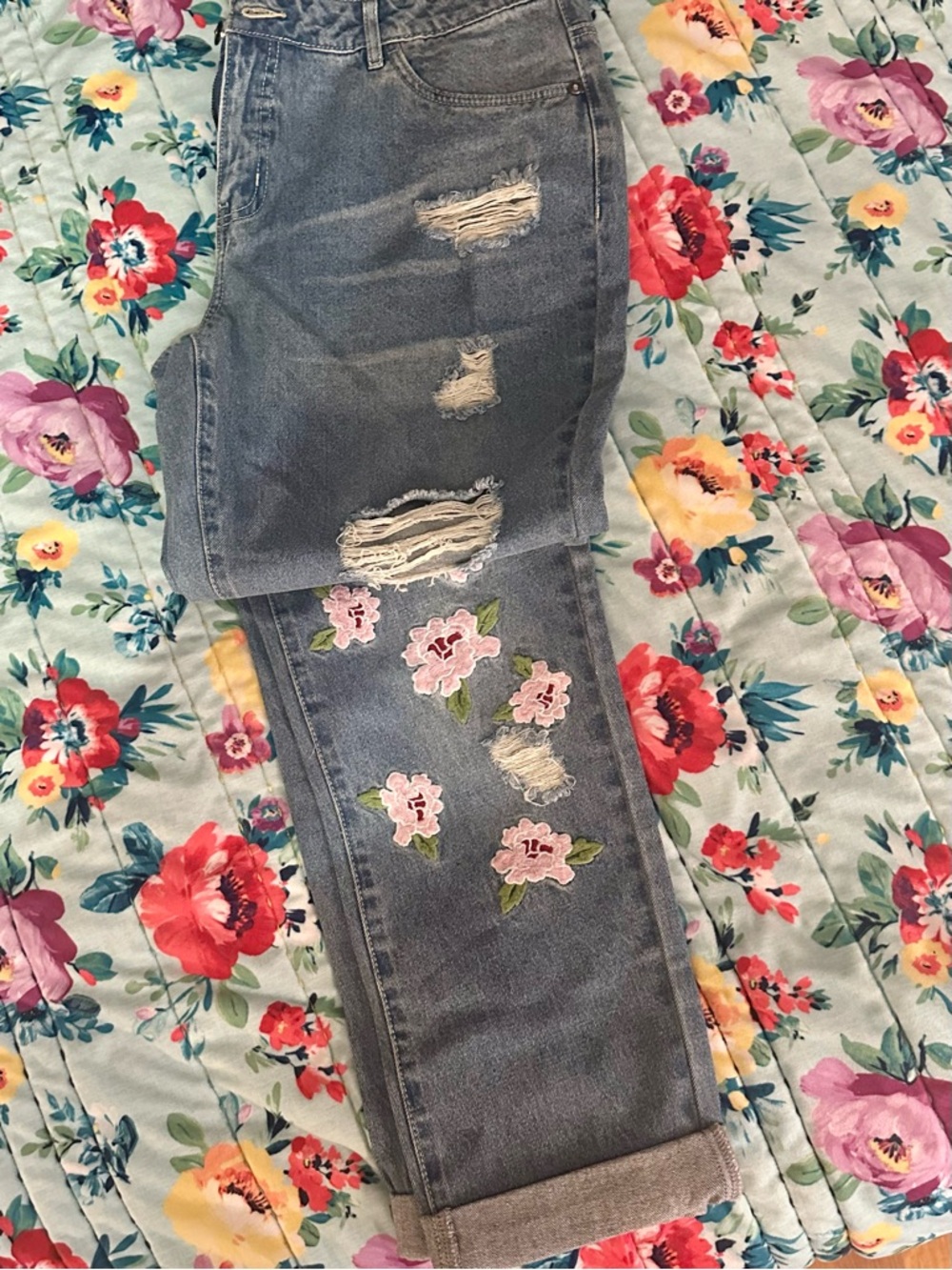 VENUS Light Blue Distressed Crop Jeans with Pink Floral Embroidery
